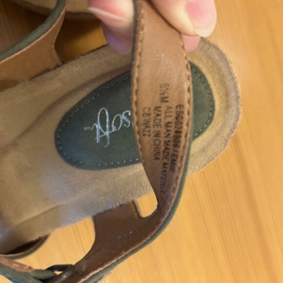 Eurosoft Wedge Sandals - Picture 5 of 5